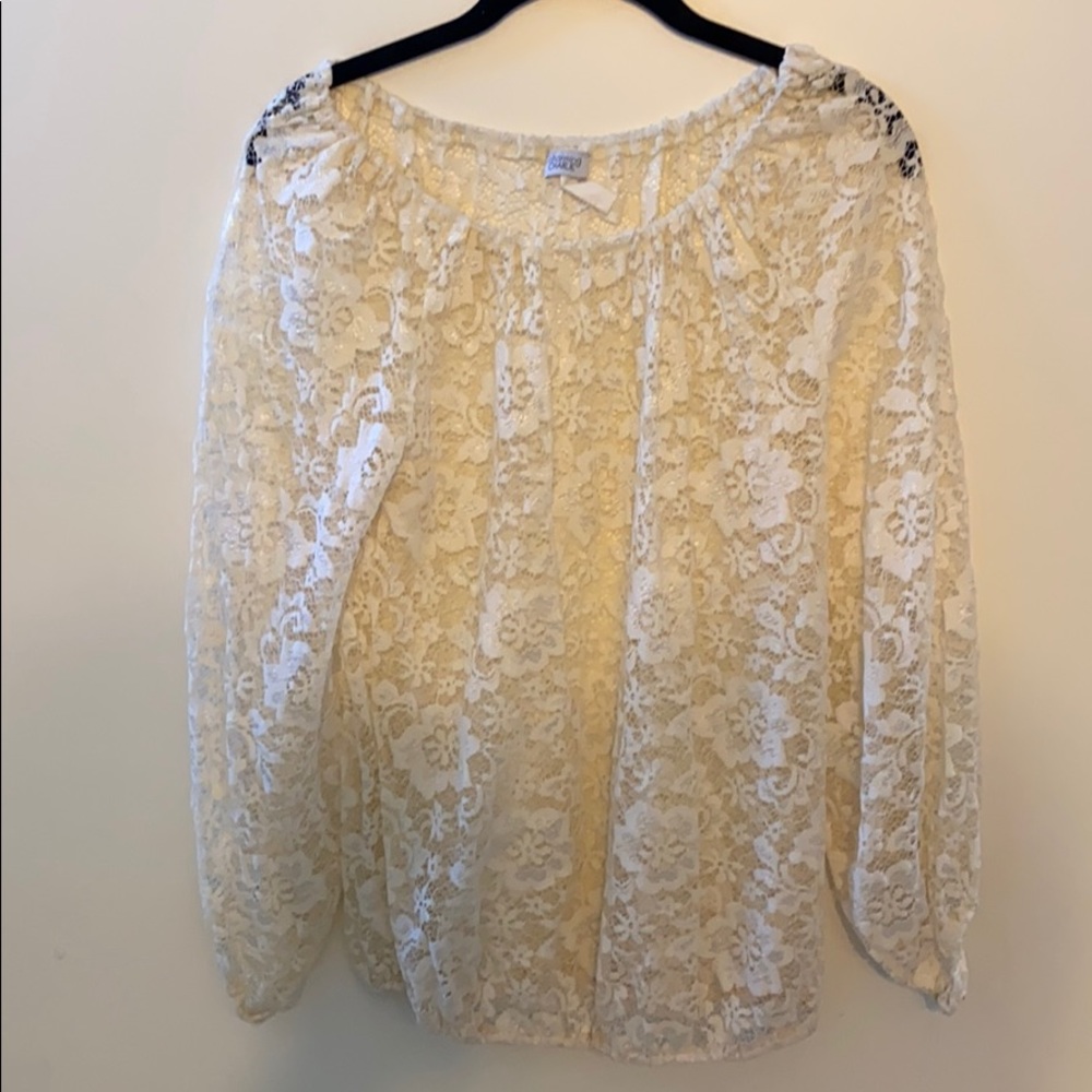 Lace top
